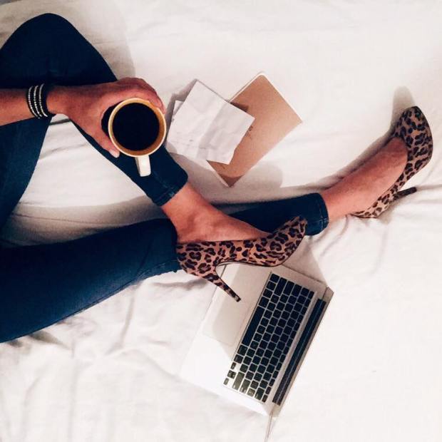 #letters #memories #life #live #bestoftheday #jdaoutfit #outfit #book #mektup #hatiralar #blogger #turkblogger #turkiye #istanbullife #smile #happy #moment #time #fashion #rocks #hikaye